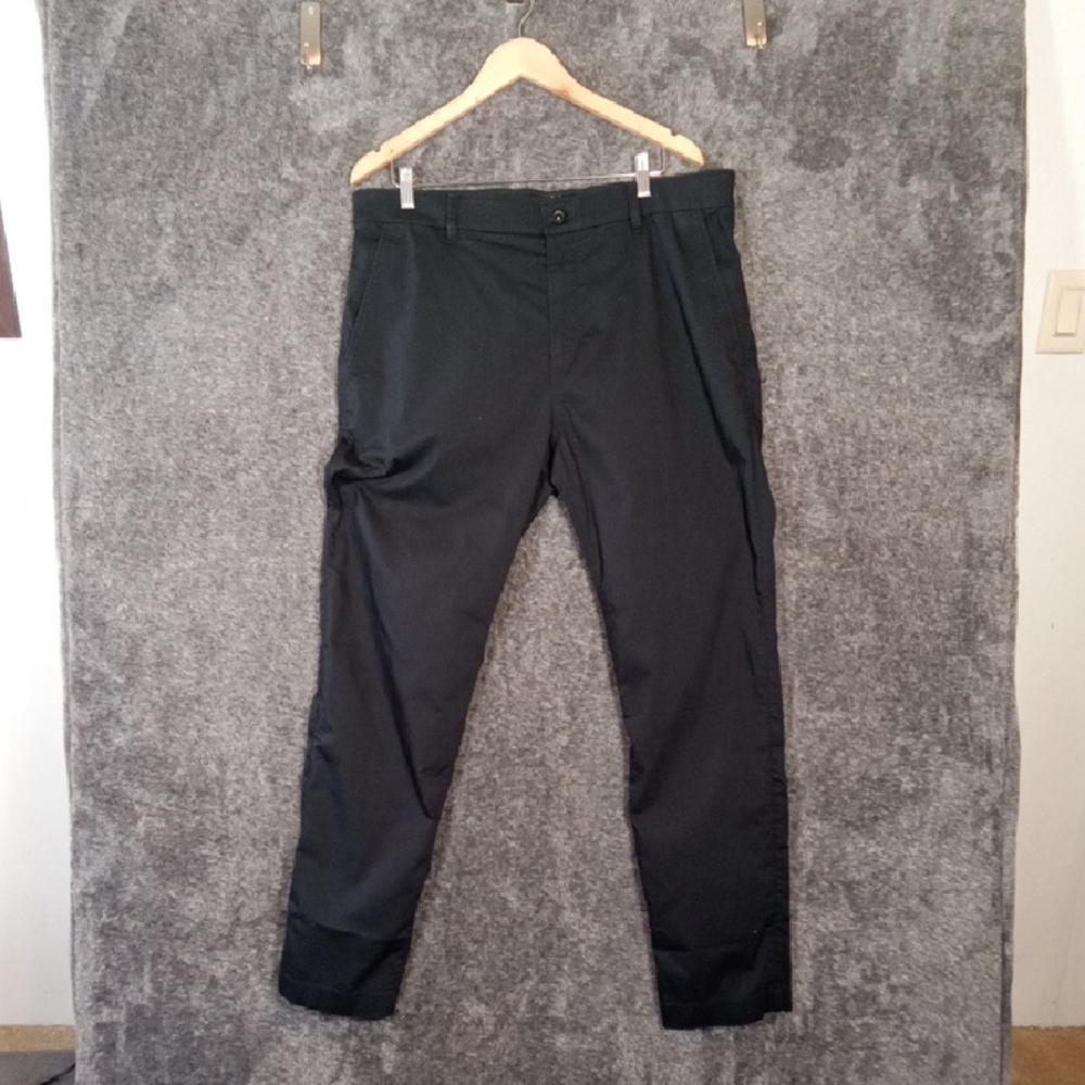 Nike Dri Fit UV Mens 38 Slim Fit Golf Chino Black Gorpcore Outdoor